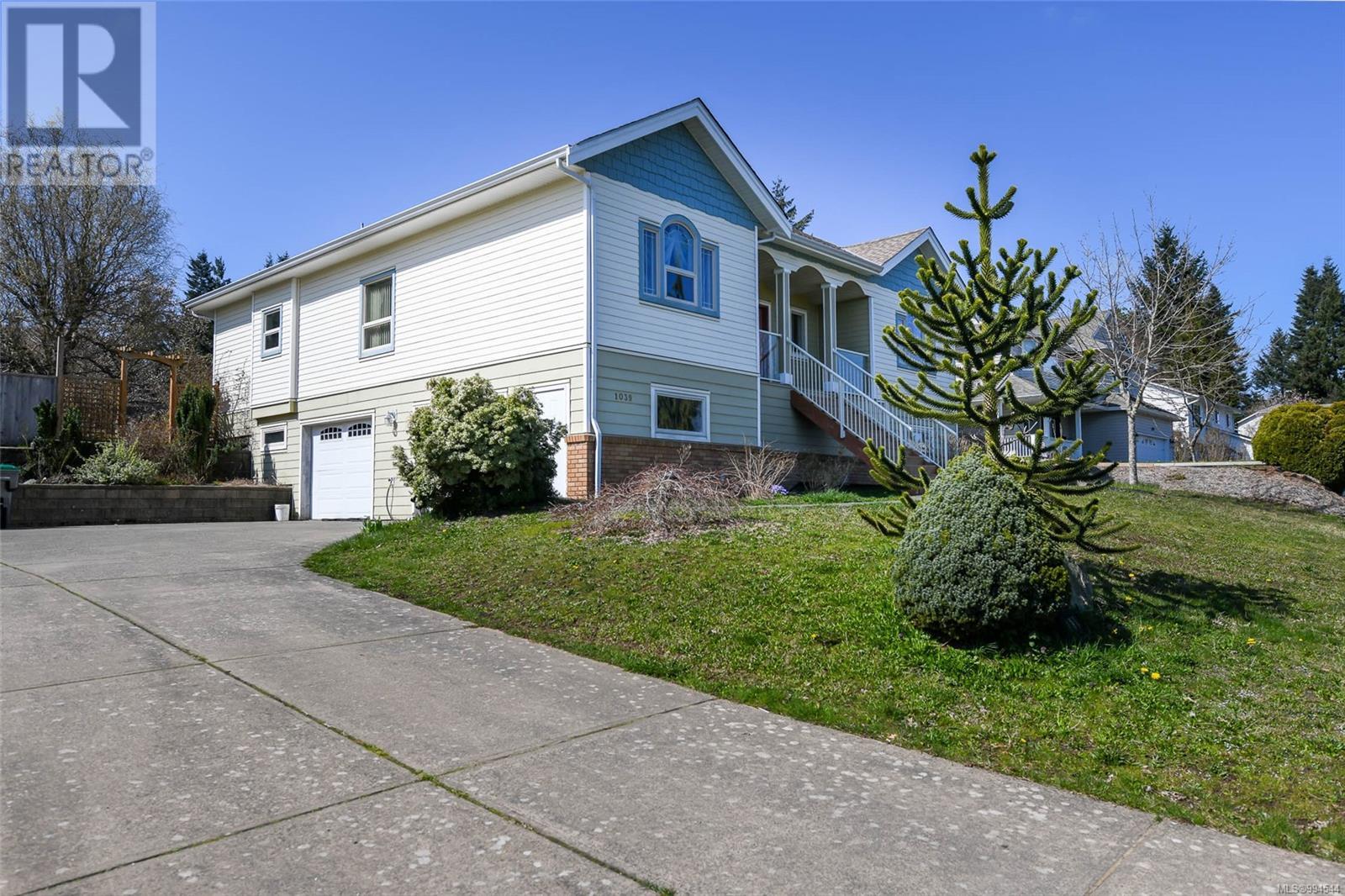 1039 Arrowsmith Ave, Courtenay real estate listing 994544 for sale