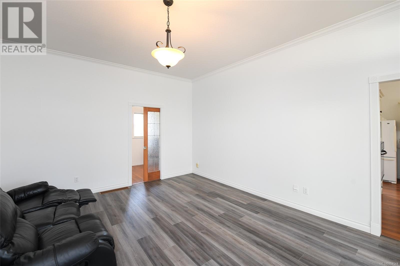 1039 Arrowsmith Ave, Courtenay real estate listing 994544 for sale