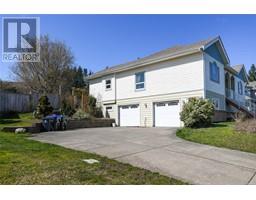 1039 Arrowsmith Ave, Courtenay property photo listing 994544 for sale