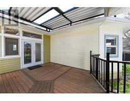 1039 Arrowsmith Ave, Courtenay property photo listing 994544 for sale