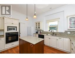 1039 Arrowsmith Ave, Courtenay property photo listing 994544 for sale