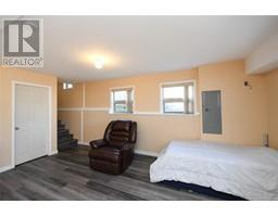 1039 Arrowsmith Ave, Courtenay property photo listing 994544 for sale