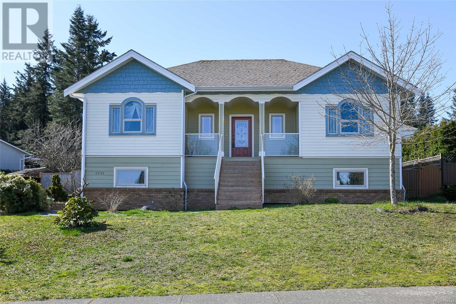 1039 Arrowsmith Ave, Courtenay real estate listing 994544 for sale