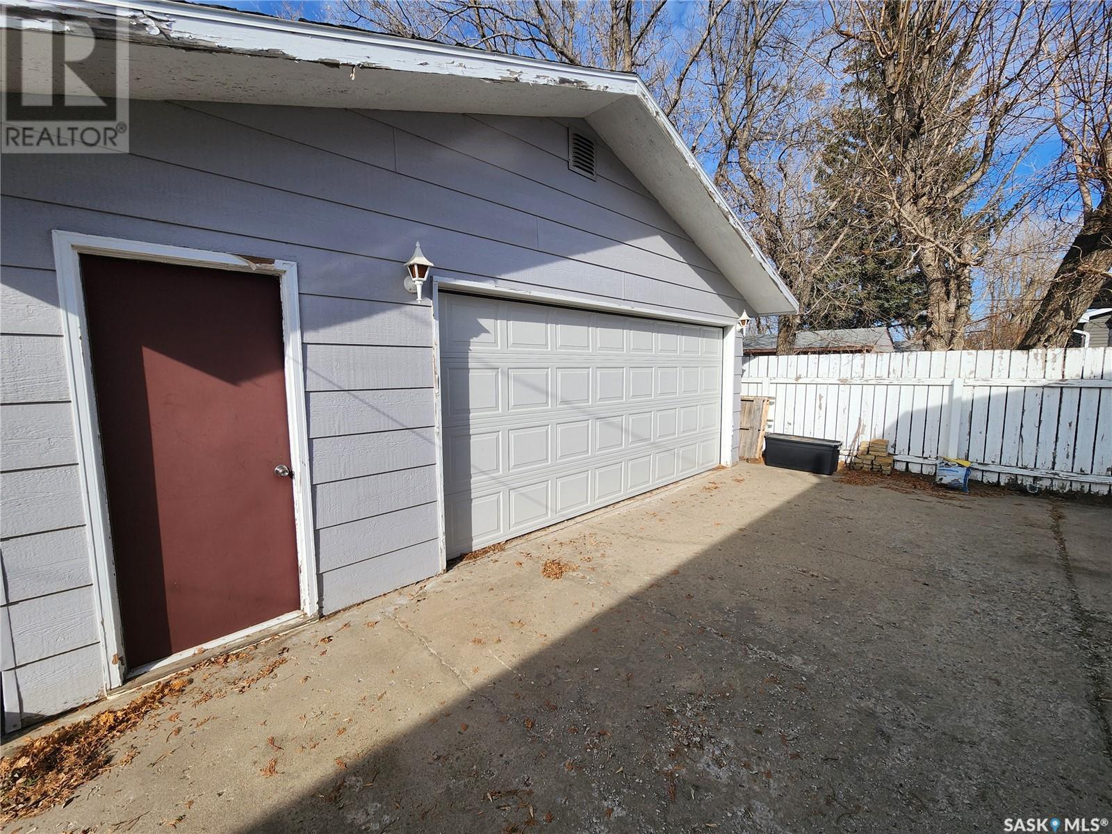 1272 King Street, Estevan, Saskatchewan  S4A 1L5 - Photo 40 - SK002037