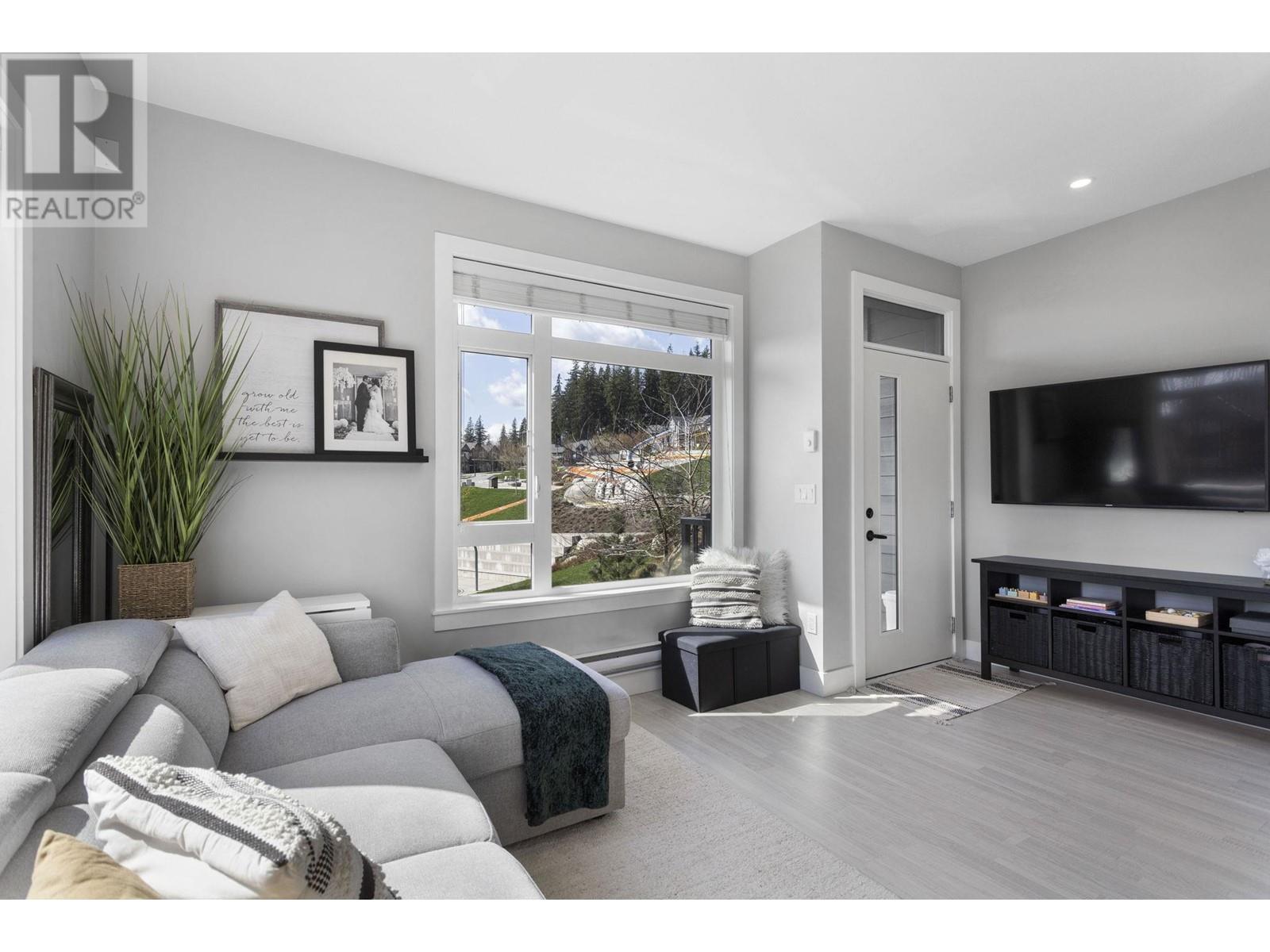 Property at 101 3525 CHANDLER STREET image 2