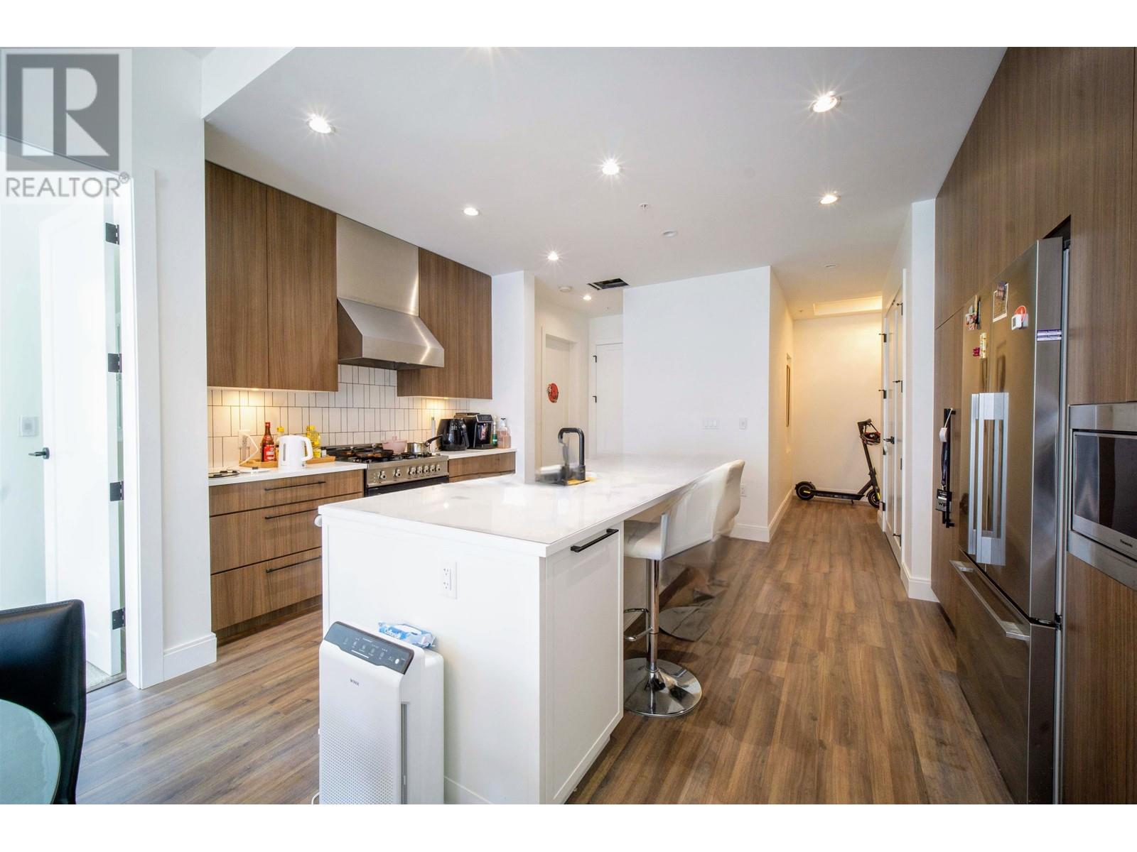 205 6999 Cambie Street, Vancouver, British Columbia  V6P 0J1 - Photo 6 - R2987178