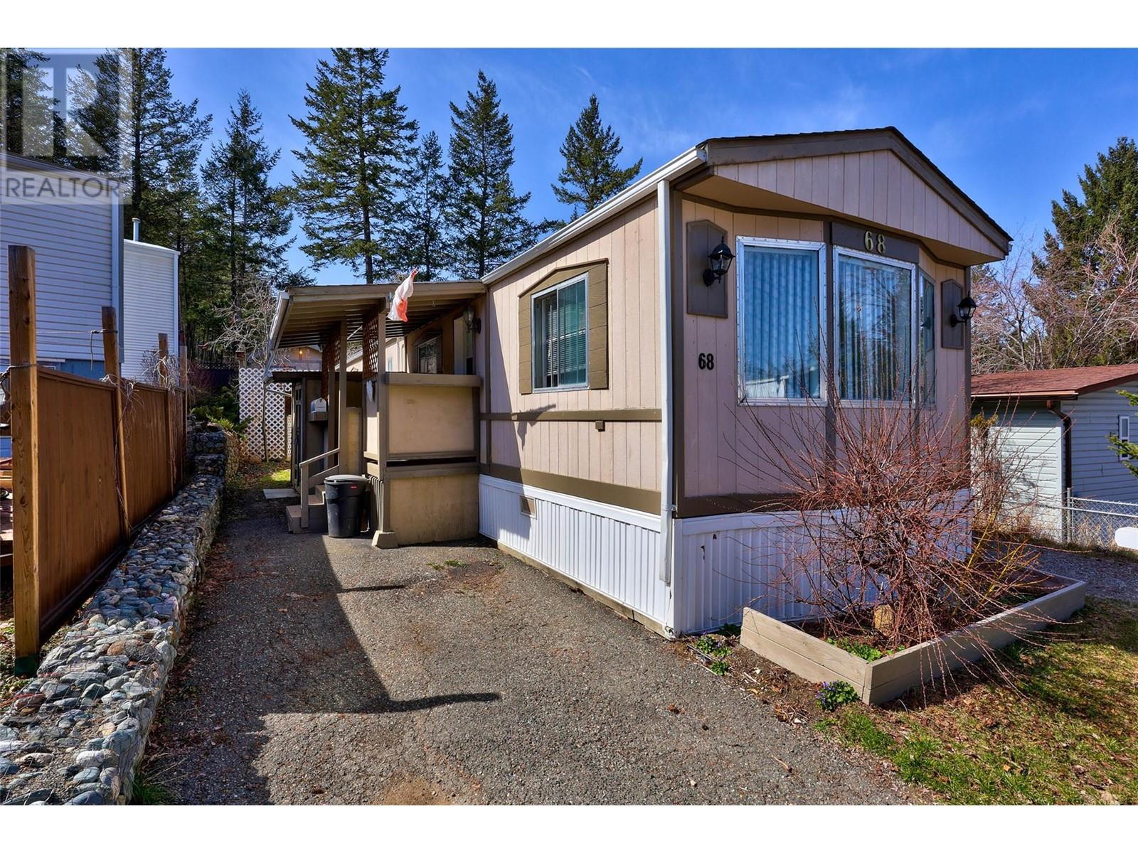 1555 Howe Road Unit# 68, Kamloops, British Columbia  V1S 1V1 - Photo 2 - 10342394