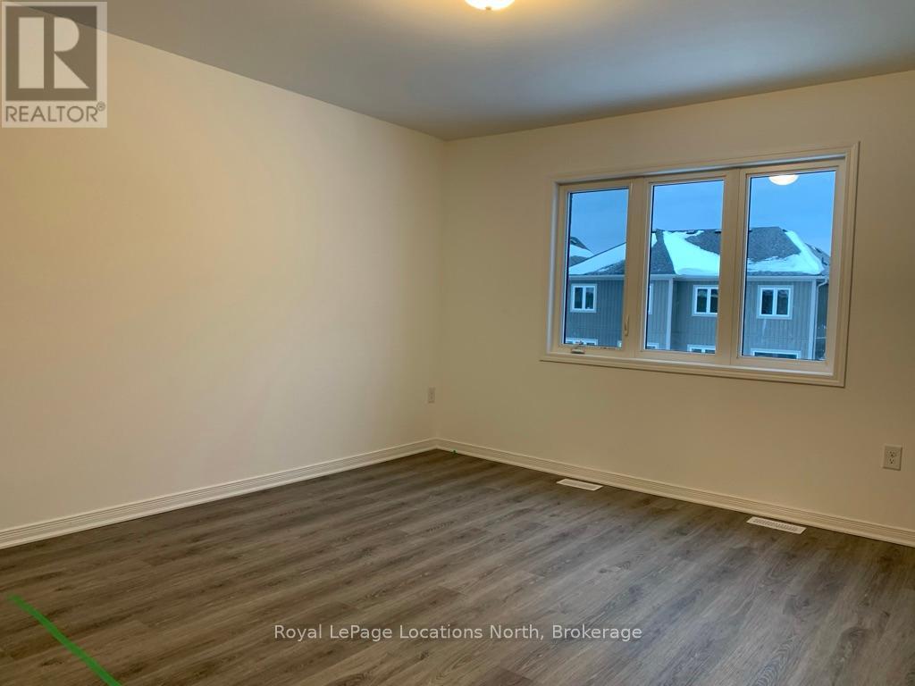 17 Kirby Avenue, Collingwood, Ontario  L9Y 3V3 - Photo 11 - S12067833