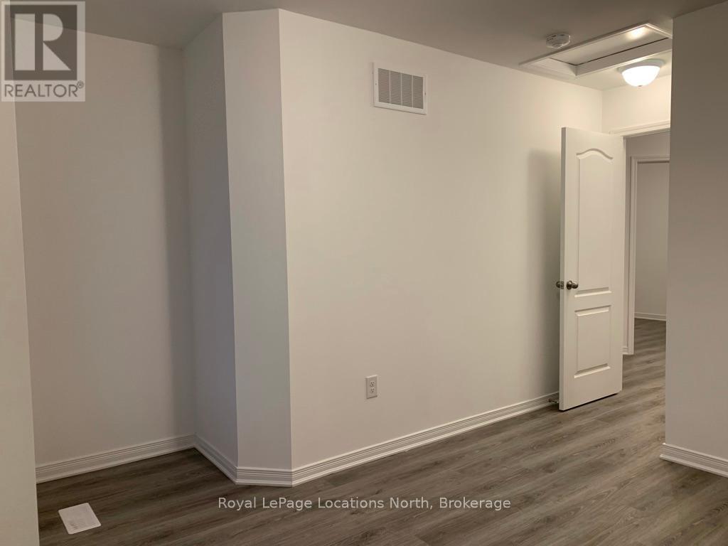 17 Kirby Avenue, Collingwood, Ontario  L9Y 3V3 - Photo 14 - S12067833