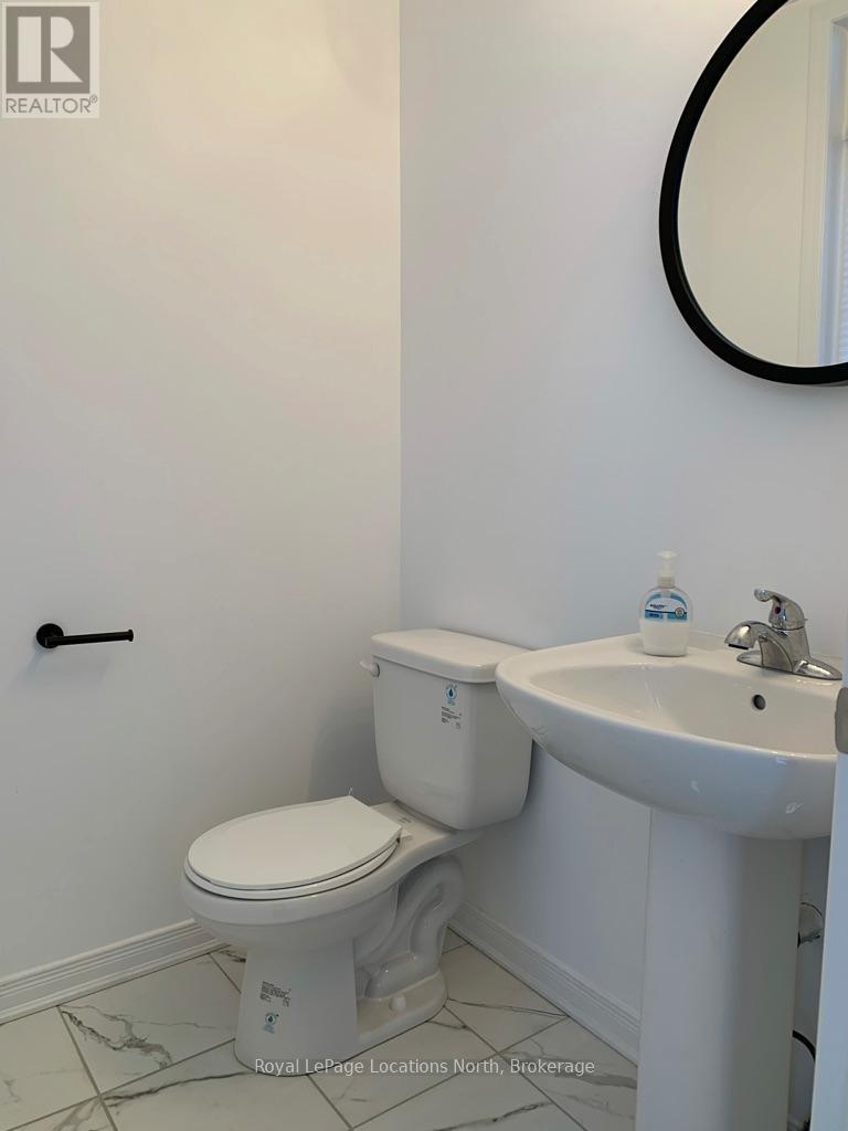 17 Kirby Avenue, Collingwood, Ontario  L9Y 3V3 - Photo 8 - S12067833