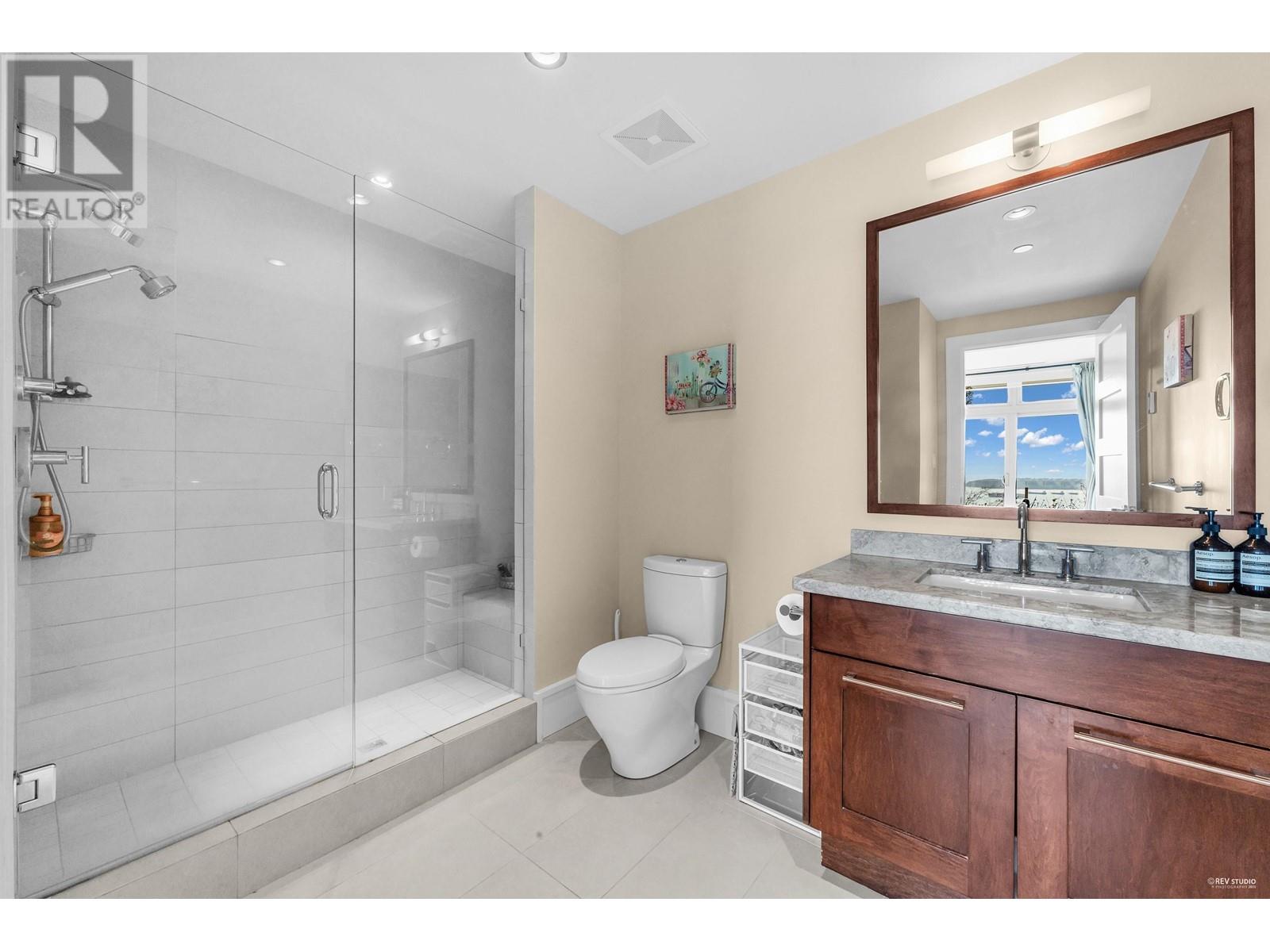 102 2575 Garden Court, West Vancouver, British Columbia  V7S 0A2 - Photo 36 - R2987242
