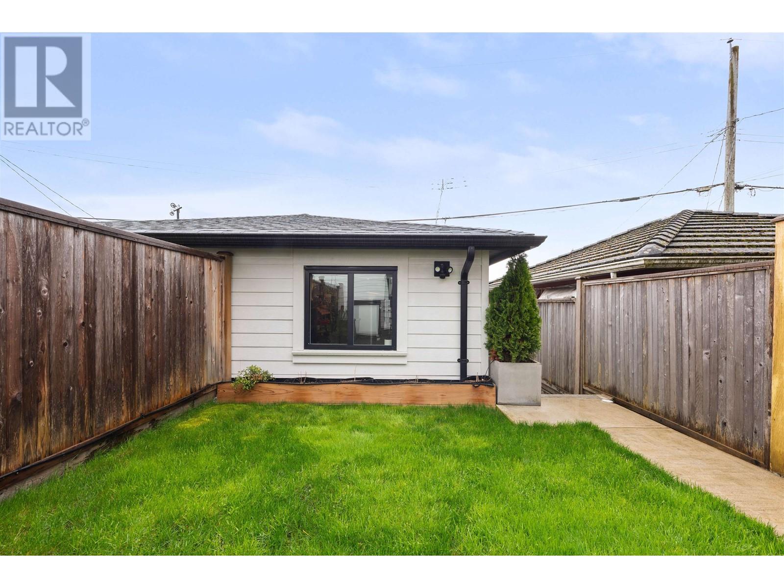 3346 E 8th Avenue, Vancouver, British Columbia  V5M 1X9 - Photo 32 - R2987261