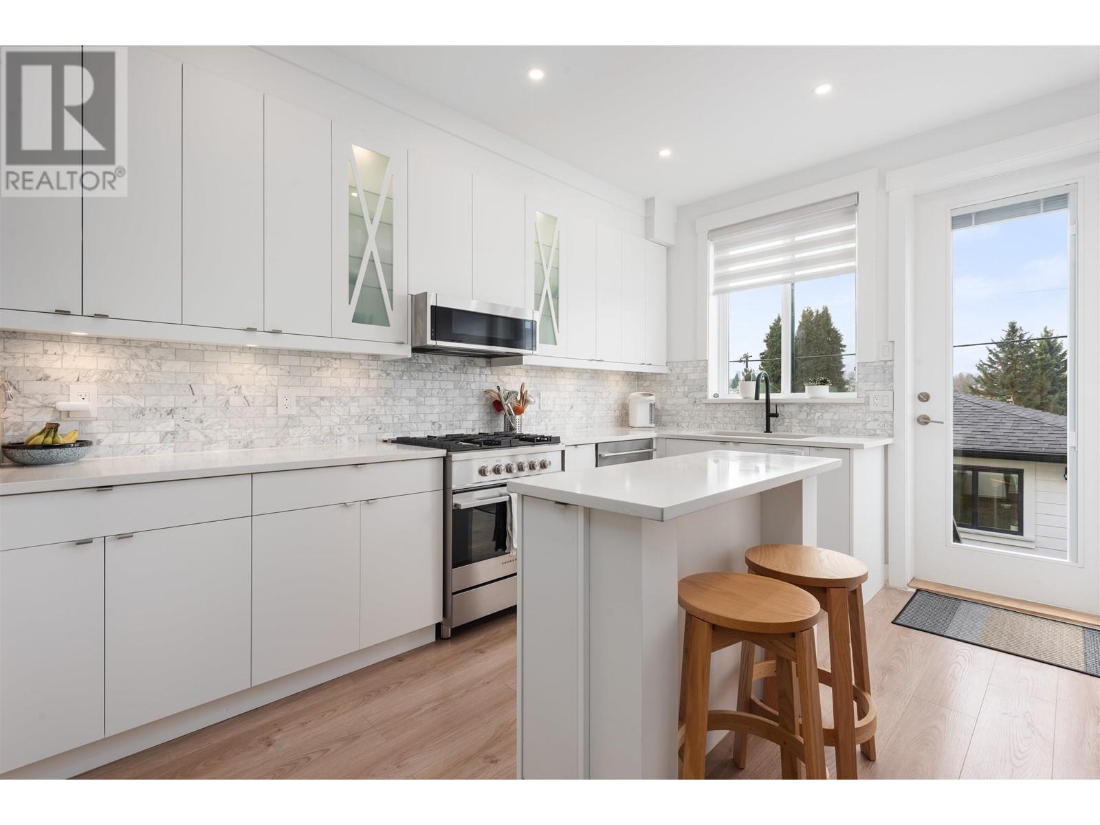 3346 E 8th Avenue, Vancouver, British Columbia  V5M 1X9 - Photo 4 - R2987261