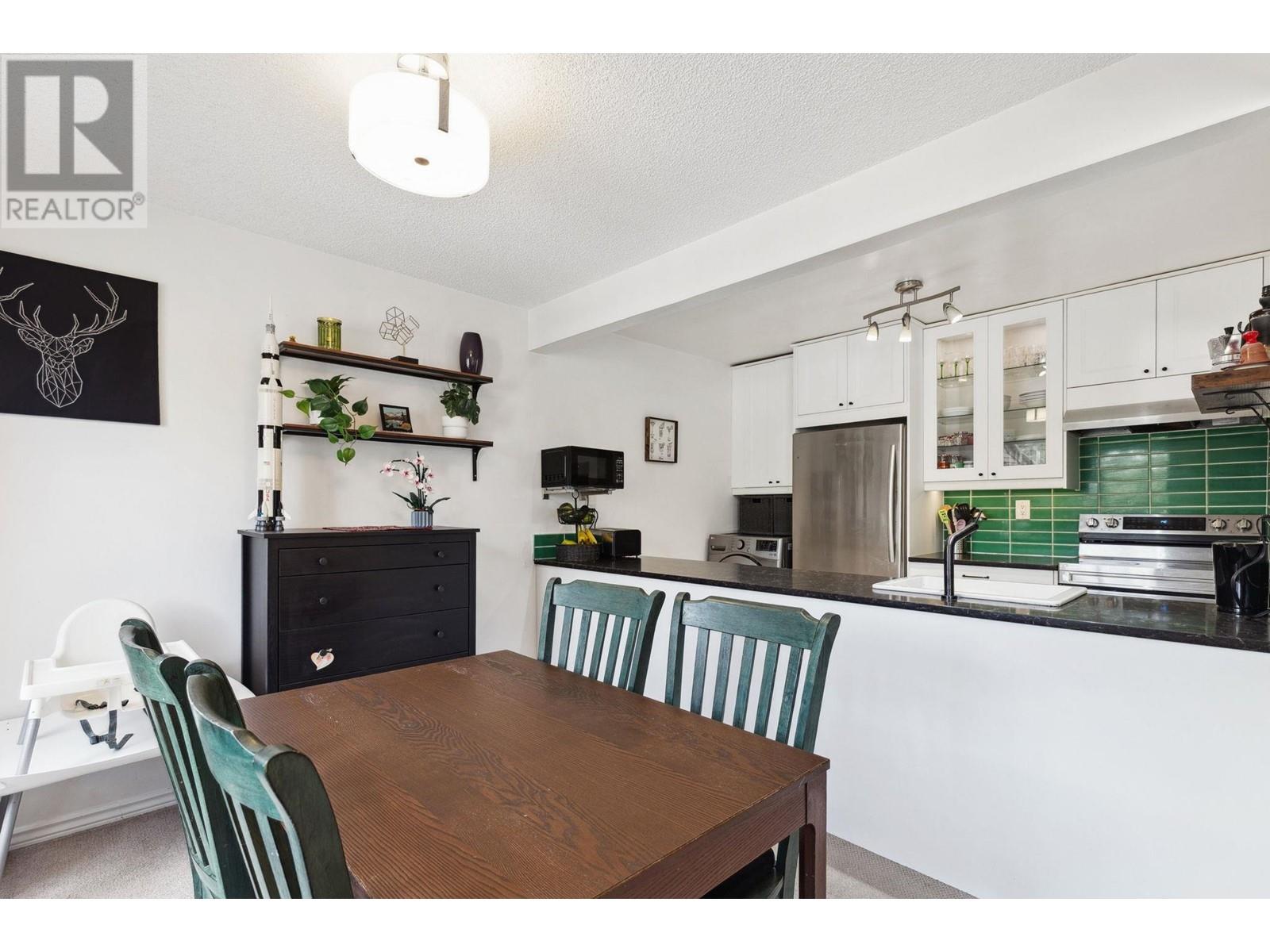 2971 Argo Place, Burnaby, British Columbia  V3J 7G2 - Photo 11 - R2987262