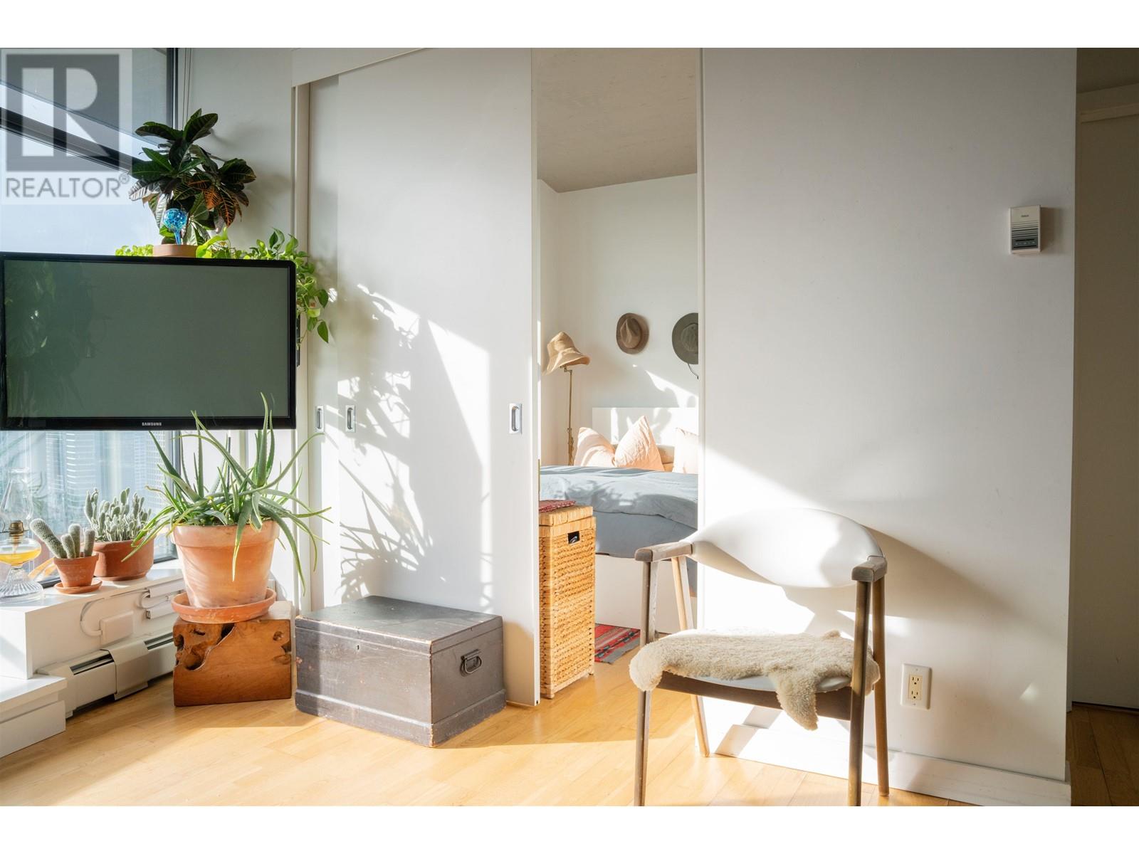 Ph7 108 W Cordova Street, Vancouver, British Columbia  V6B 0G5 - Photo 6 - R2987271