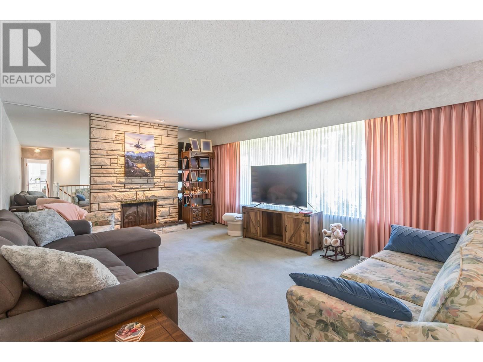 2618 Tuohey Avenue, Port Coquitlam, British Columbia  V3B 2E8 - Photo 5 - R2987230