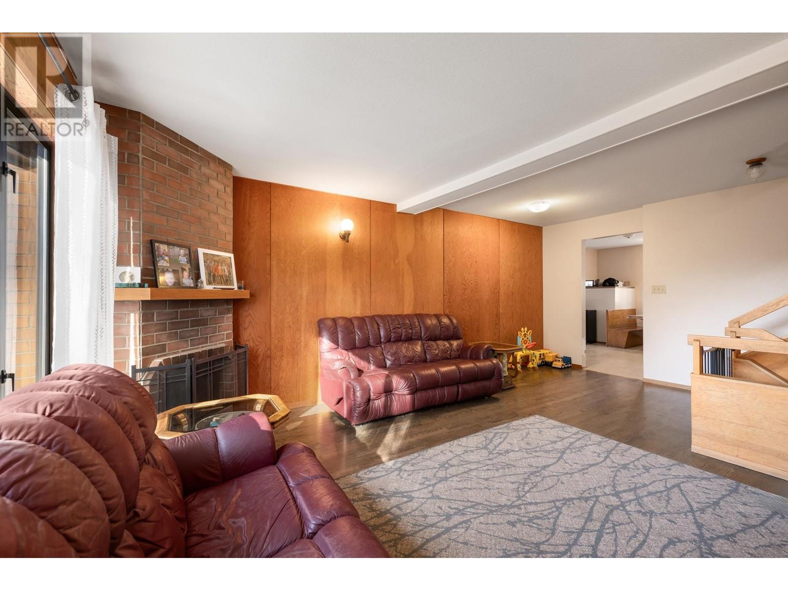1090 Handsworth Road, North Vancouver, British Columbia  V7R 2A6 - Photo 11 - R2987249