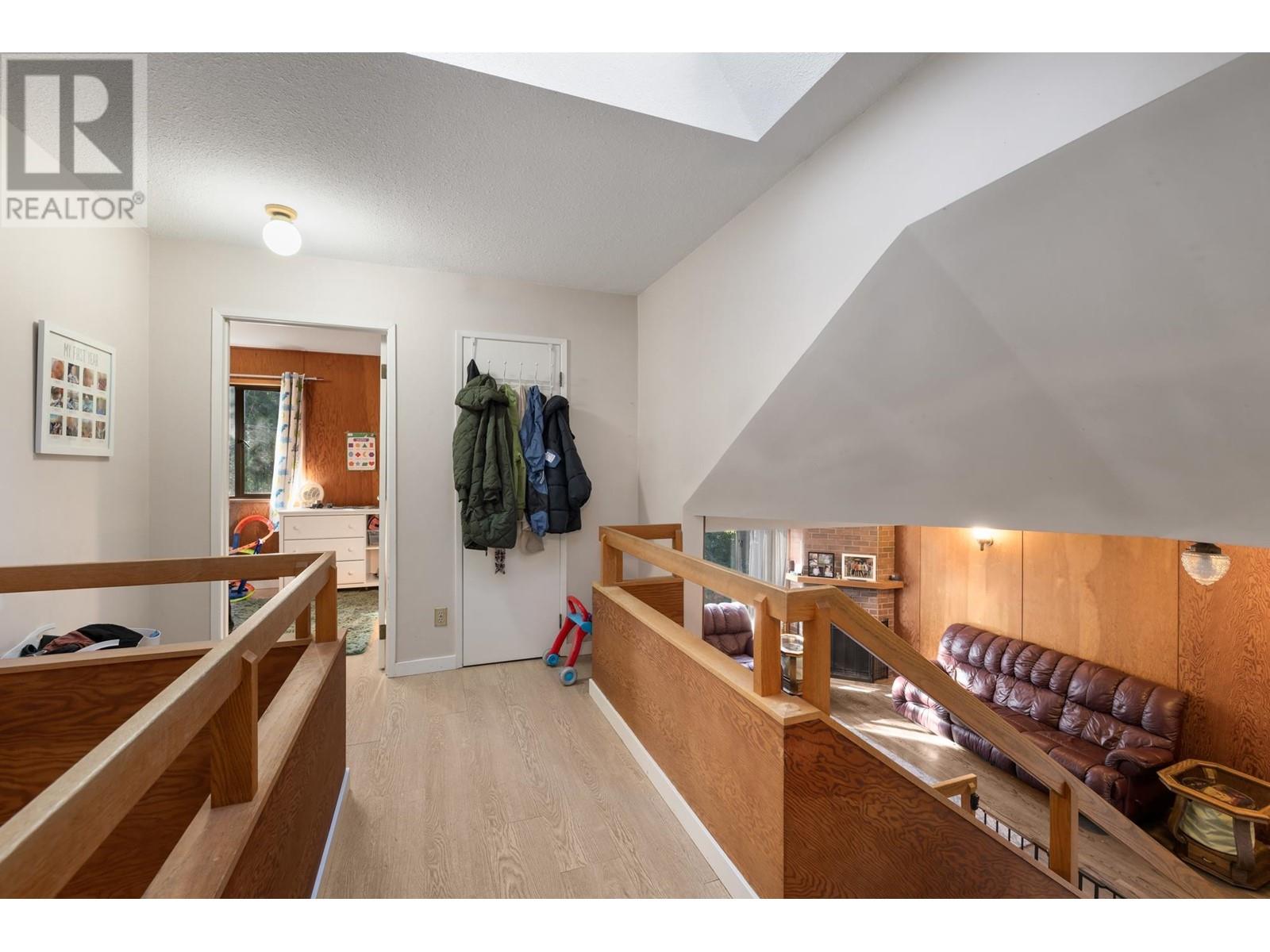 1090 Handsworth Road, North Vancouver, British Columbia  V7R 2A6 - Photo 15 - R2987249