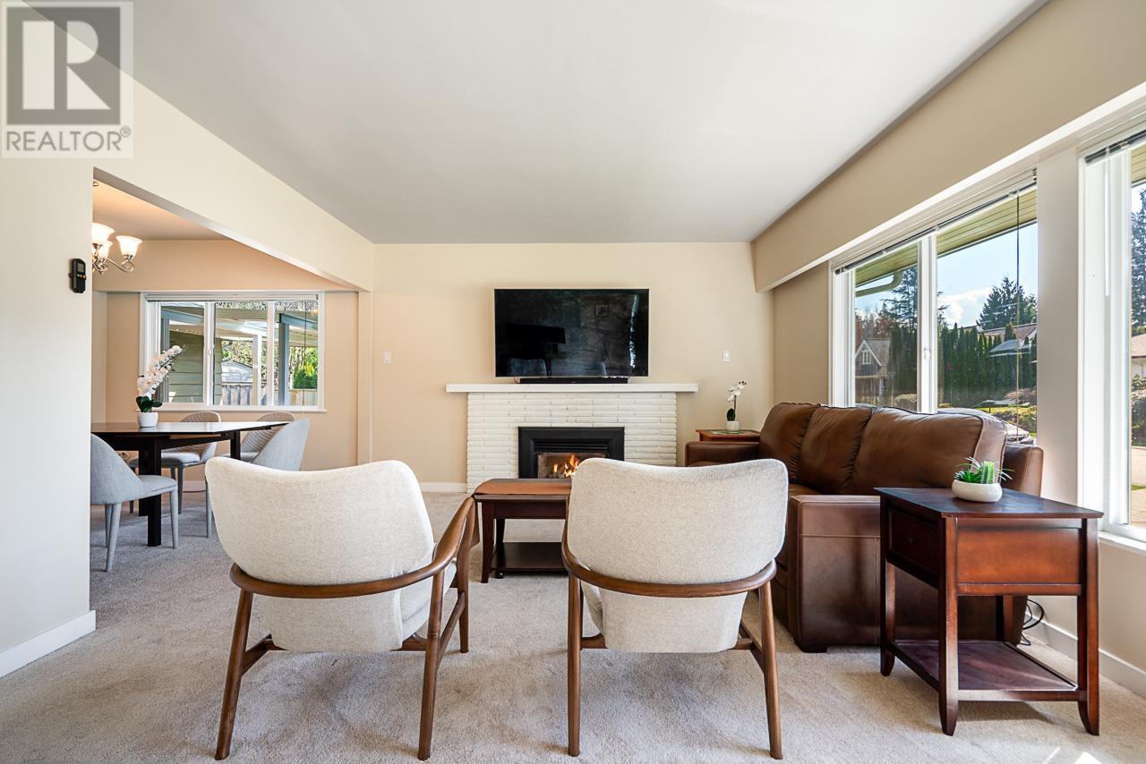 2940 Colwood Drive, North Vancouver, British Columbia  V7R 3M9 - Photo 6 - R2987270