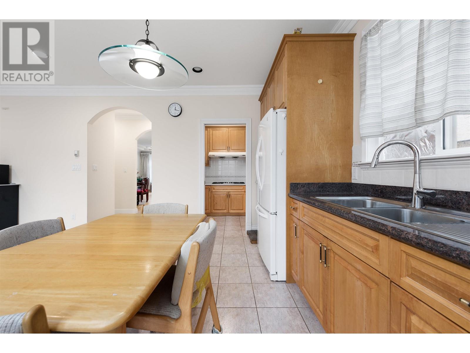 75 E 50th Avenue, Vancouver, British Columbia  V5X 1A1 - Photo 10 - R2987305