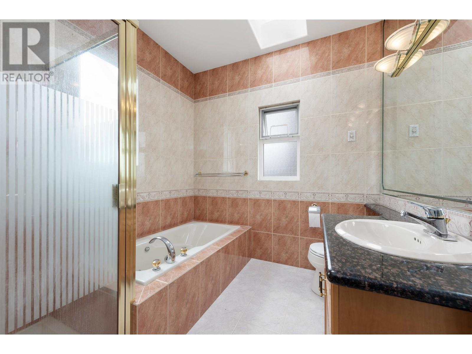 75 E 50th Avenue, Vancouver, British Columbia  V5X 1A1 - Photo 17 - R2987305