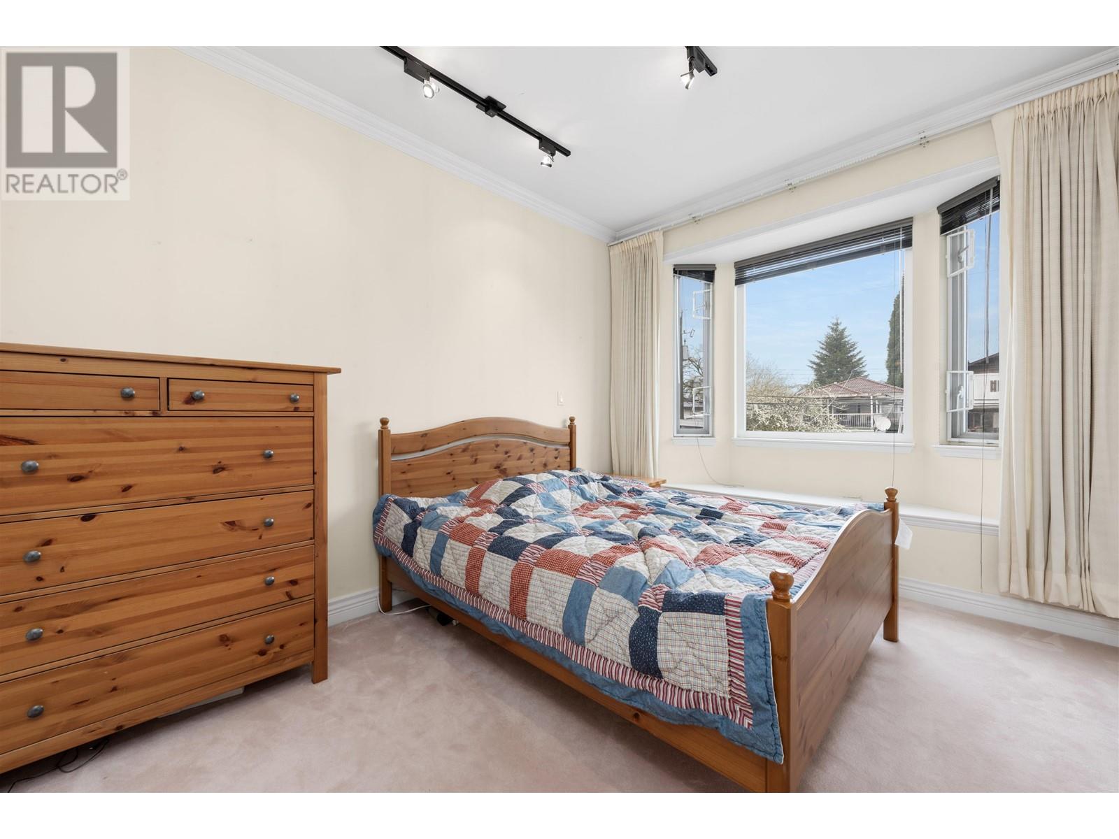 75 E 50th Avenue, Vancouver, British Columbia  V5X 1A1 - Photo 18 - R2987305
