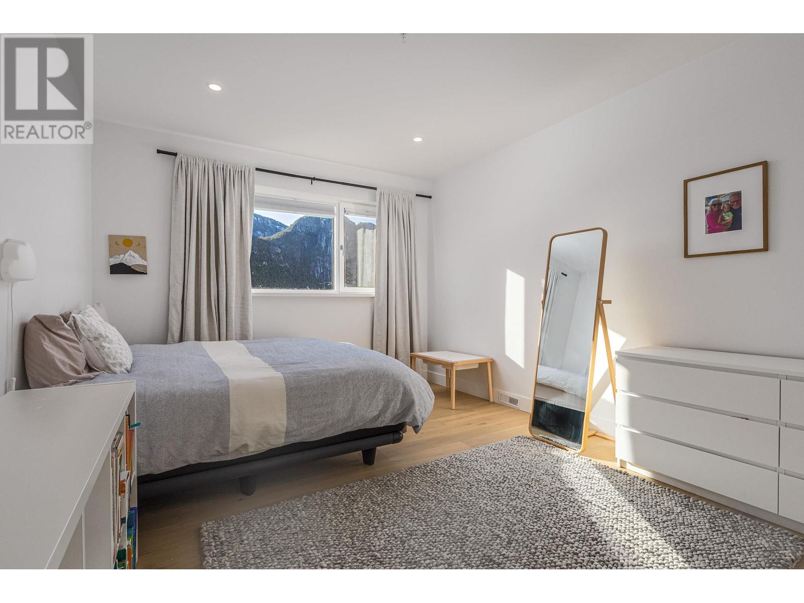 2193 Crumpit Woods Drive, Squamish, British Columbia  V8B 0T6 - Photo 22 - R2985234