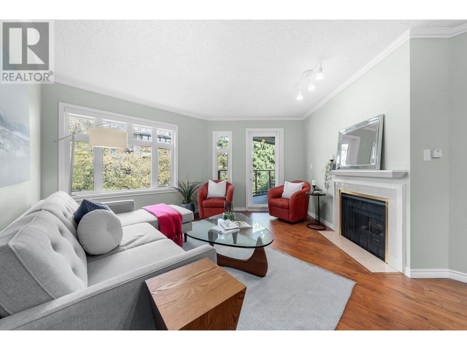406 2800 Chesterfield Avenue, North Vancouver, British Columbia  V7N 4M1 - Photo 2 - R2987018