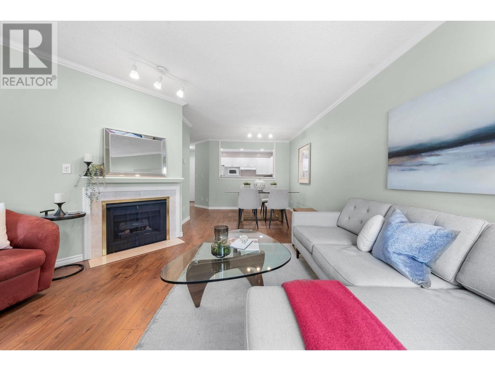 406 2800 Chesterfield Avenue, North Vancouver, British Columbia  V7N 4M1 - Photo 5 - R2987018
