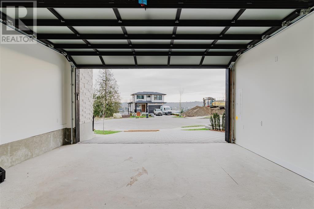 2267 Monashee Court, Coquitlam, British Columbia  V3K 6T2 - Photo 36 - R2986551