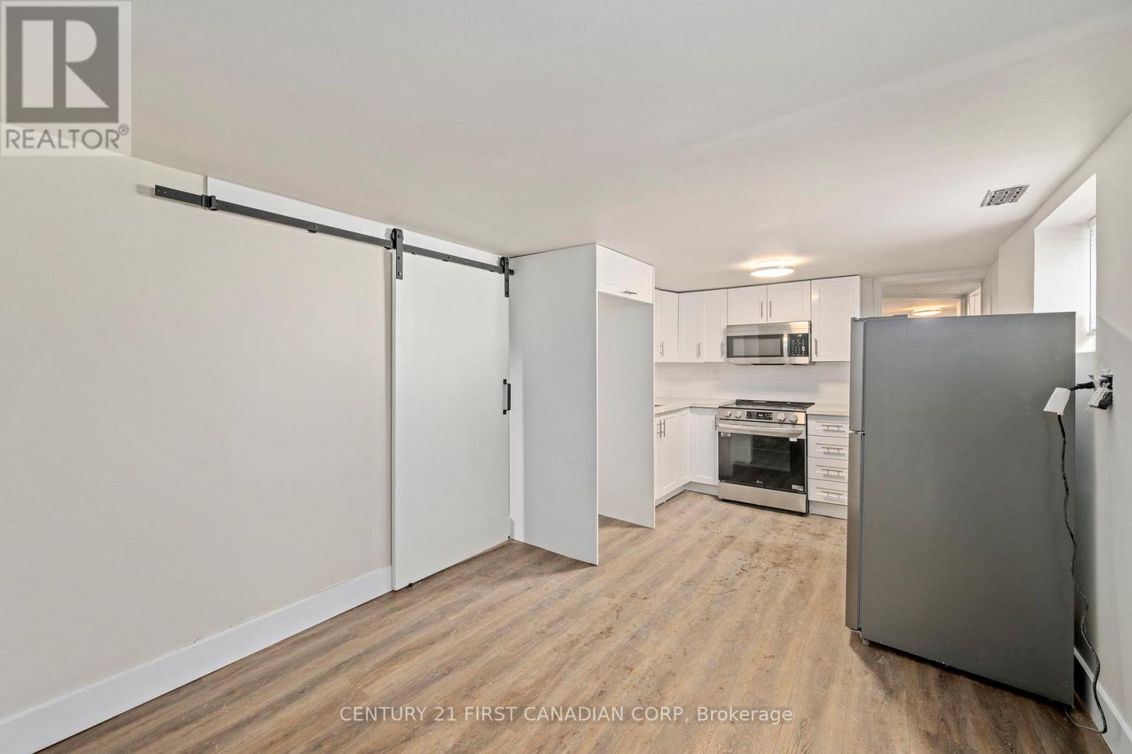 Property at 42 BRUCE STREET image 4