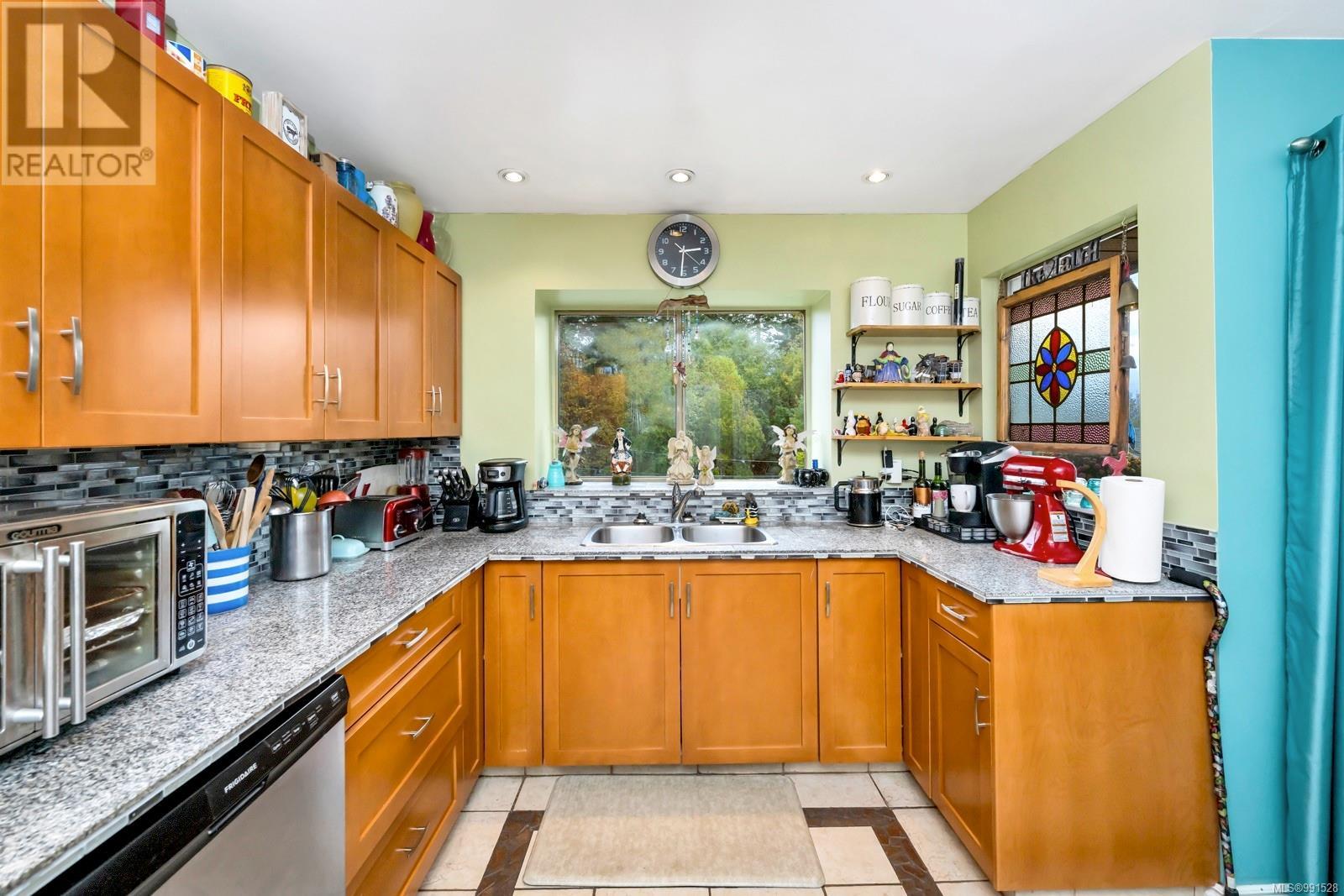 Property at 6756 Horne Rd image 4