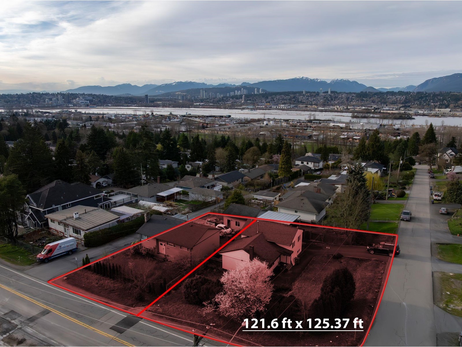 13521 112 Avenue, Surrey, British Columbia  V3R 2E9 - Photo 2 - R2981039