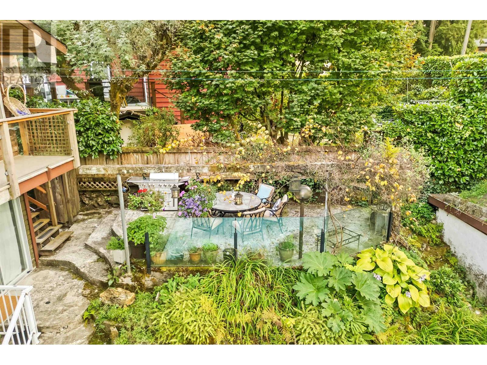1979 Eastleigh Lane, North Vancouver, British Columbia  V7G 1W1 - Photo 28 - R2986697