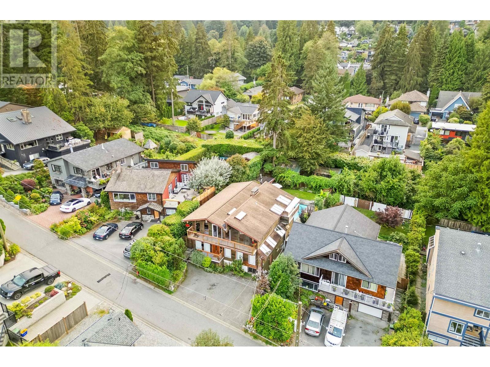 1979 Eastleigh Lane, North Vancouver, British Columbia  V7G 1W1 - Photo 29 - R2986697