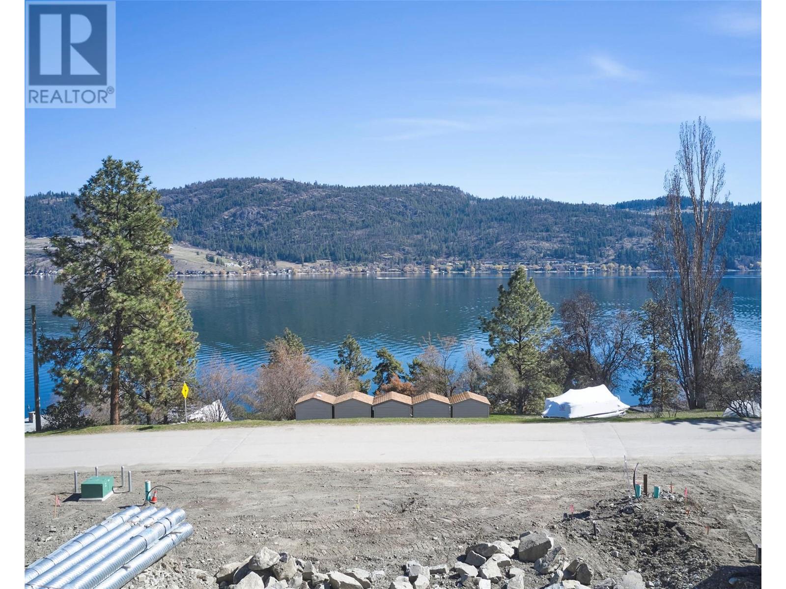 8805 Adventure Bay Road, Vernon, British Columbia  V1H 1E1 - Photo 8 - 10342318