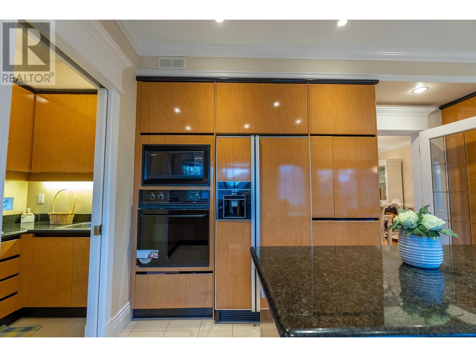 2168 W 18th Avenue, Vancouver, British Columbia  V6L 1A4 - Photo 10 - R2987217