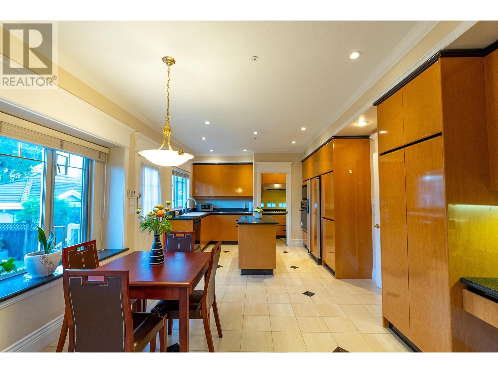 2168 W 18th Avenue, Vancouver, British Columbia  V6L 1A4 - Photo 9 - R2987217
