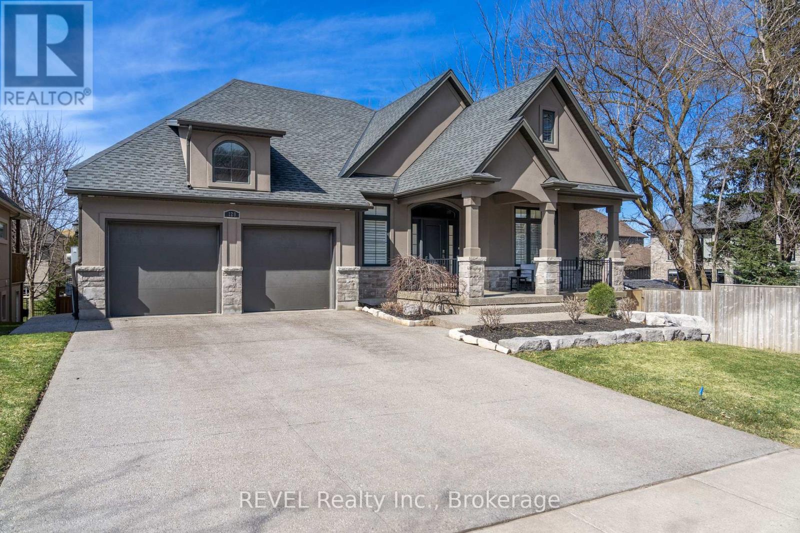 Property at 129 PAXTON LANE image 3
