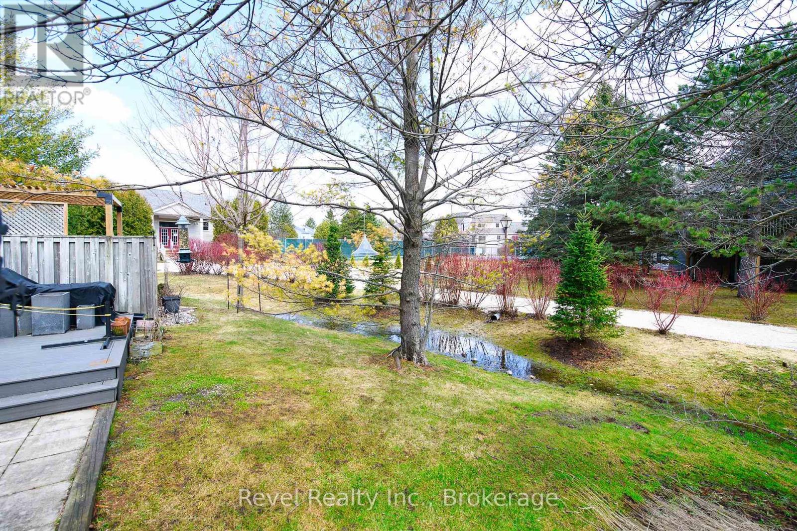 19 - 110 Napier Street W, Blue Mountains, Ontario  N0H 2P0 - Photo 37 - X12067849