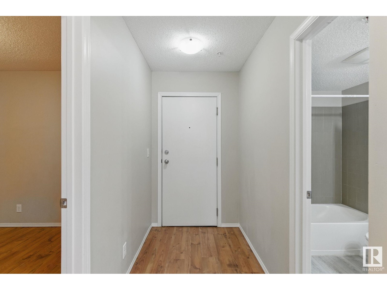 Property at #117 530 WATT BV SW image 2