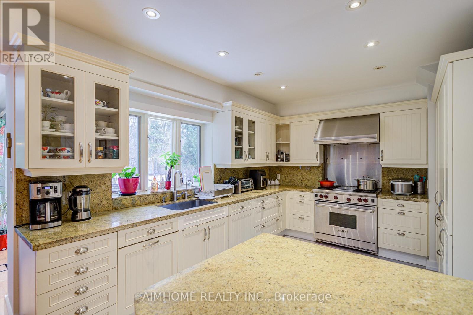 40 Donino Avenue, Toronto, Ontario  M4N 2W7 - Photo 10 - C12041767