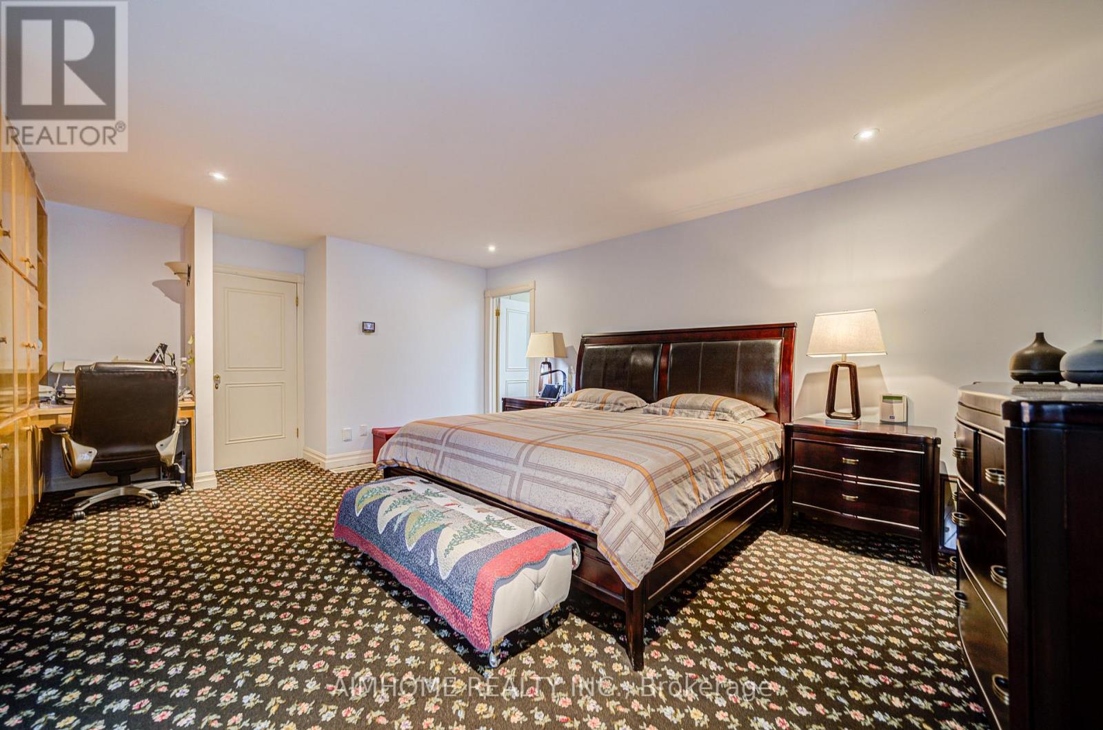 40 Donino Avenue, Toronto, Ontario  M4N 2W7 - Photo 15 - C12041767