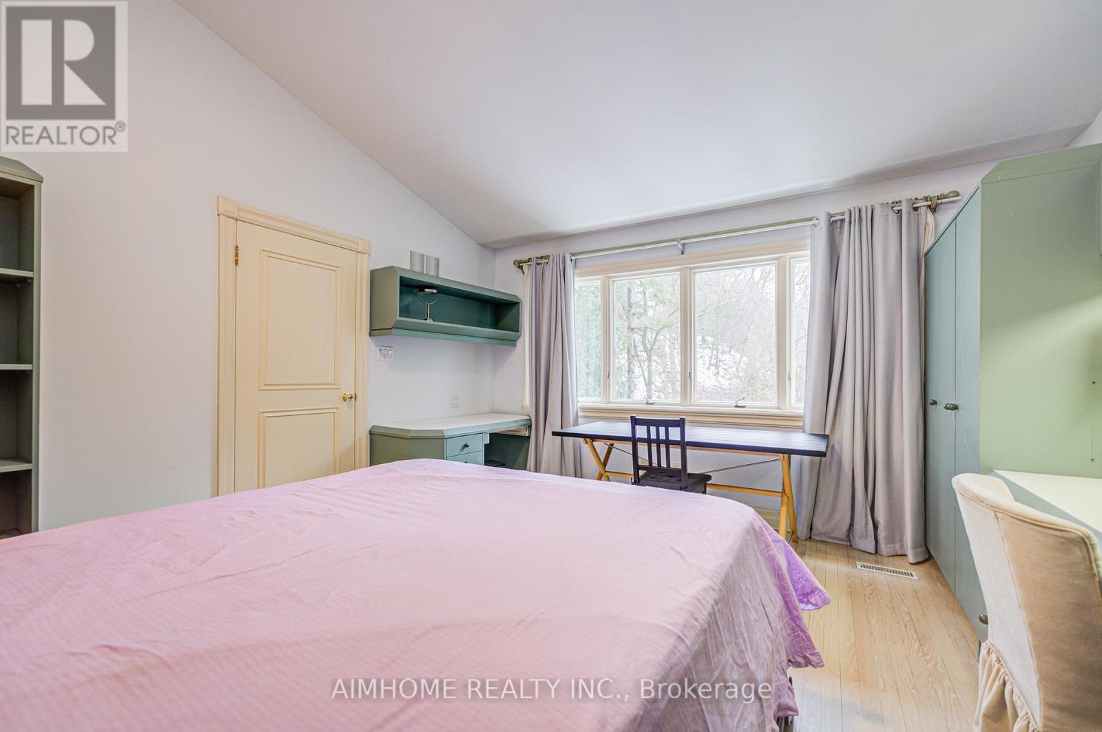 40 Donino Avenue, Toronto, Ontario  M4N 2W7 - Photo 25 - C12041767