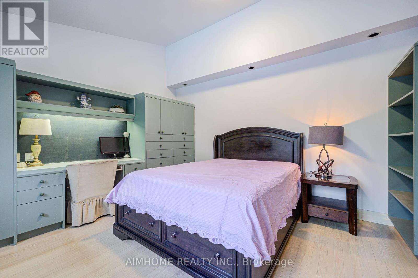 40 Donino Avenue, Toronto, Ontario  M4N 2W7 - Photo 26 - C12041767