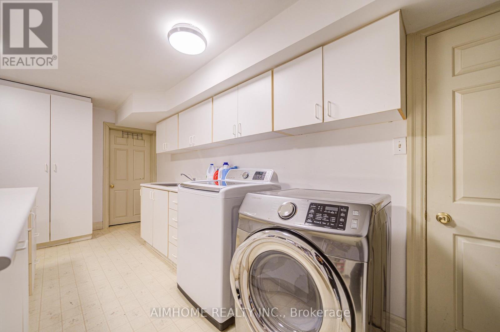 40 Donino Avenue, Toronto, Ontario  M4N 2W7 - Photo 36 - C12041767