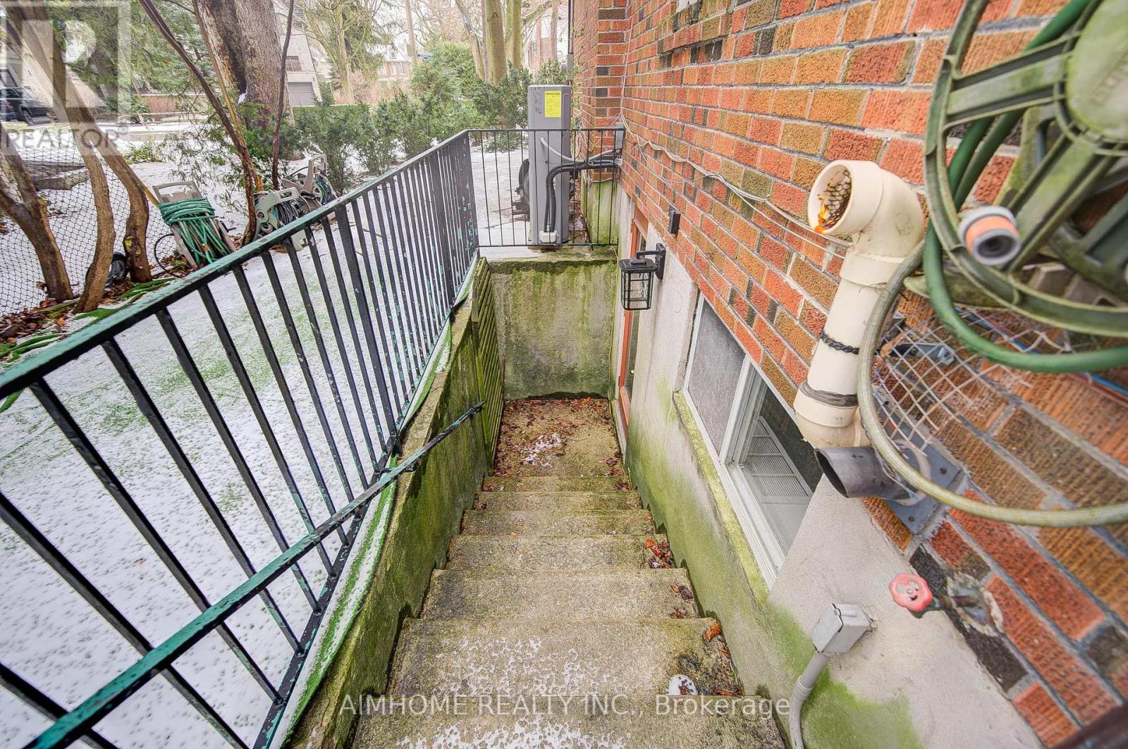 40 Donino Avenue, Toronto, Ontario  M4N 2W7 - Photo 37 - C12041767