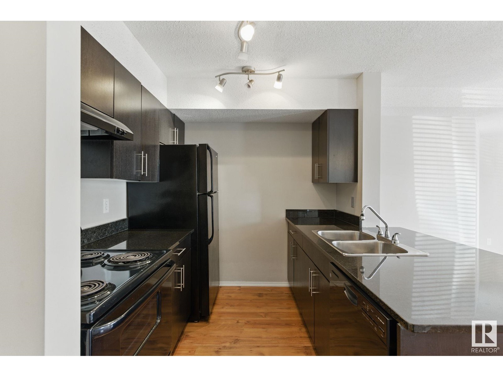 Property at #117 530 WATT BV SW image 4