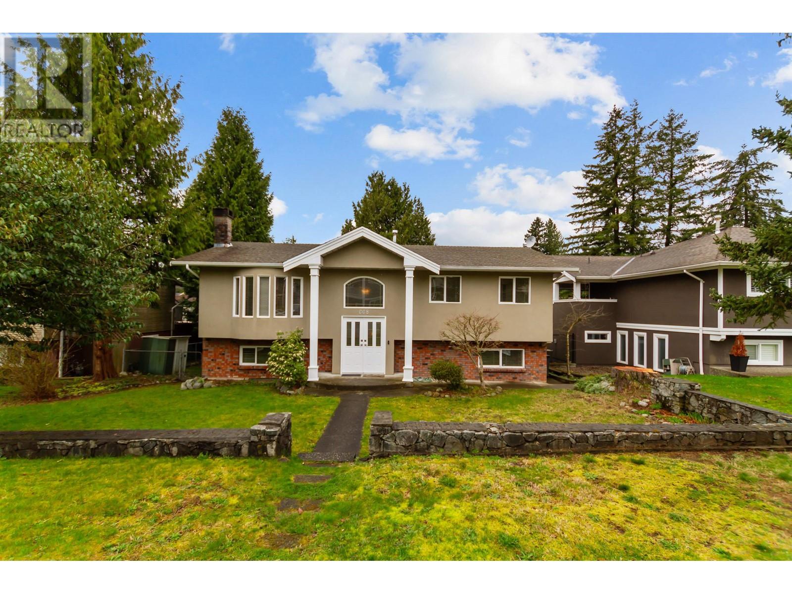 668 MACINTOSH STREET, coquitlam, British Columbia