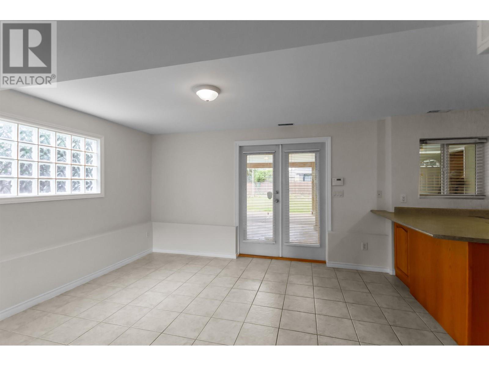 668 Macintosh Street, Coquitlam, British Columbia  V3J 4Y5 - Photo 24 - R2987071